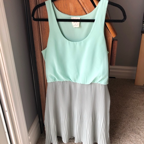 UO Pins and Needles Pleated Skirt Dress, size Med. - Picture 7 of 7